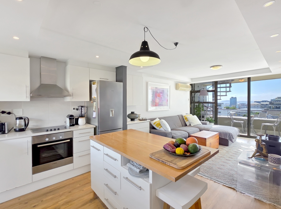 2 Bedroom Property for Sale in Sea Point Western Cape